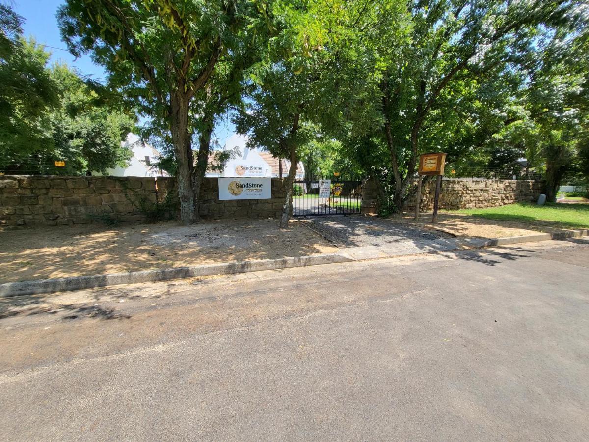 Sandstone Kroonstad Exterior photo
